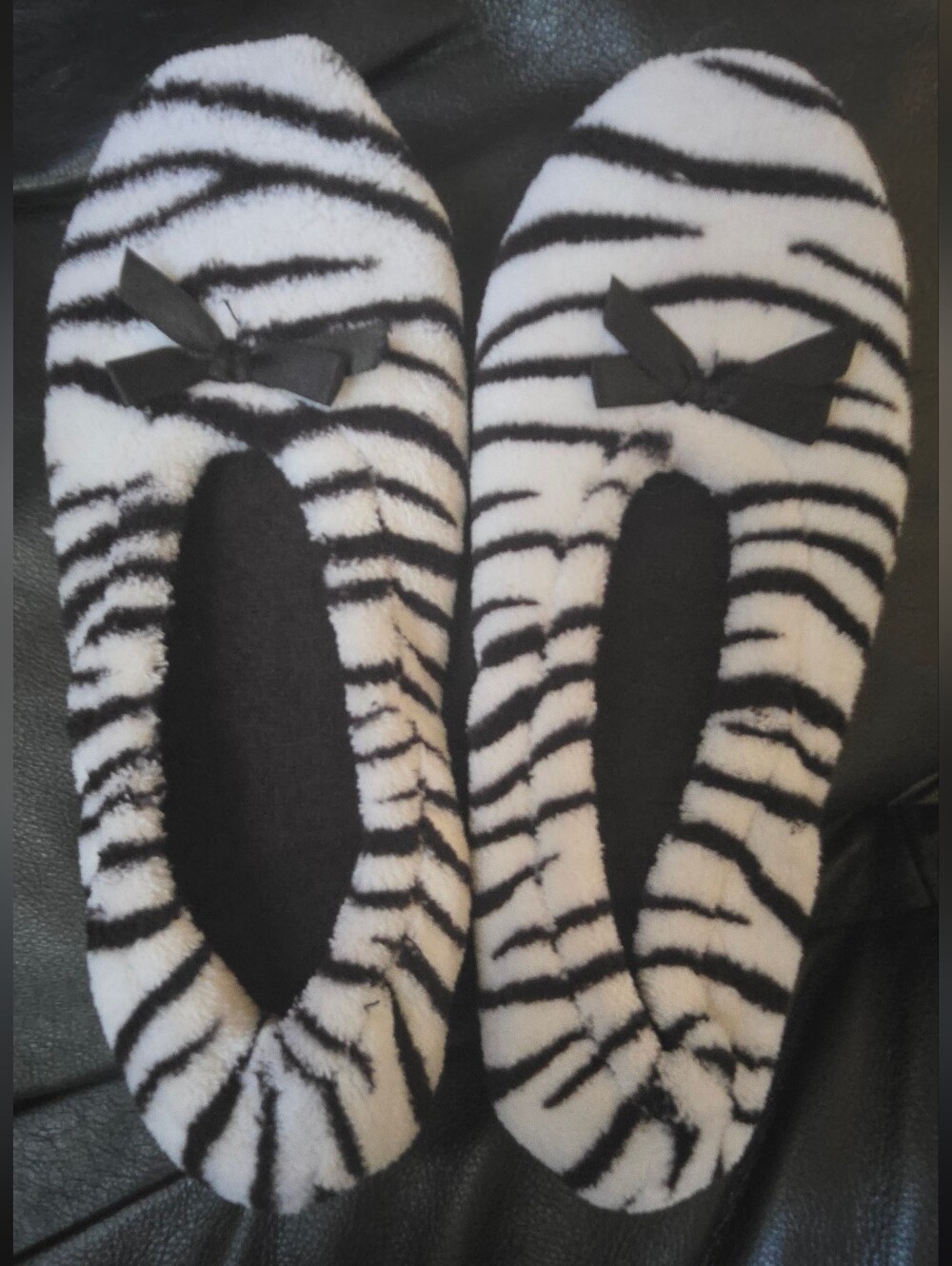 Gold Toe Ballet Slipper Zebra Print SzS 5-6 NWT - Picture 2 of 8